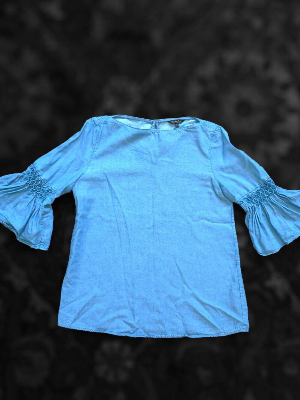 Massimo Dutti Chambray Boatneck Blouse w/ 3/4 Flutter Smocked Sleeves Size 2 EUC - Picture 6 of 7